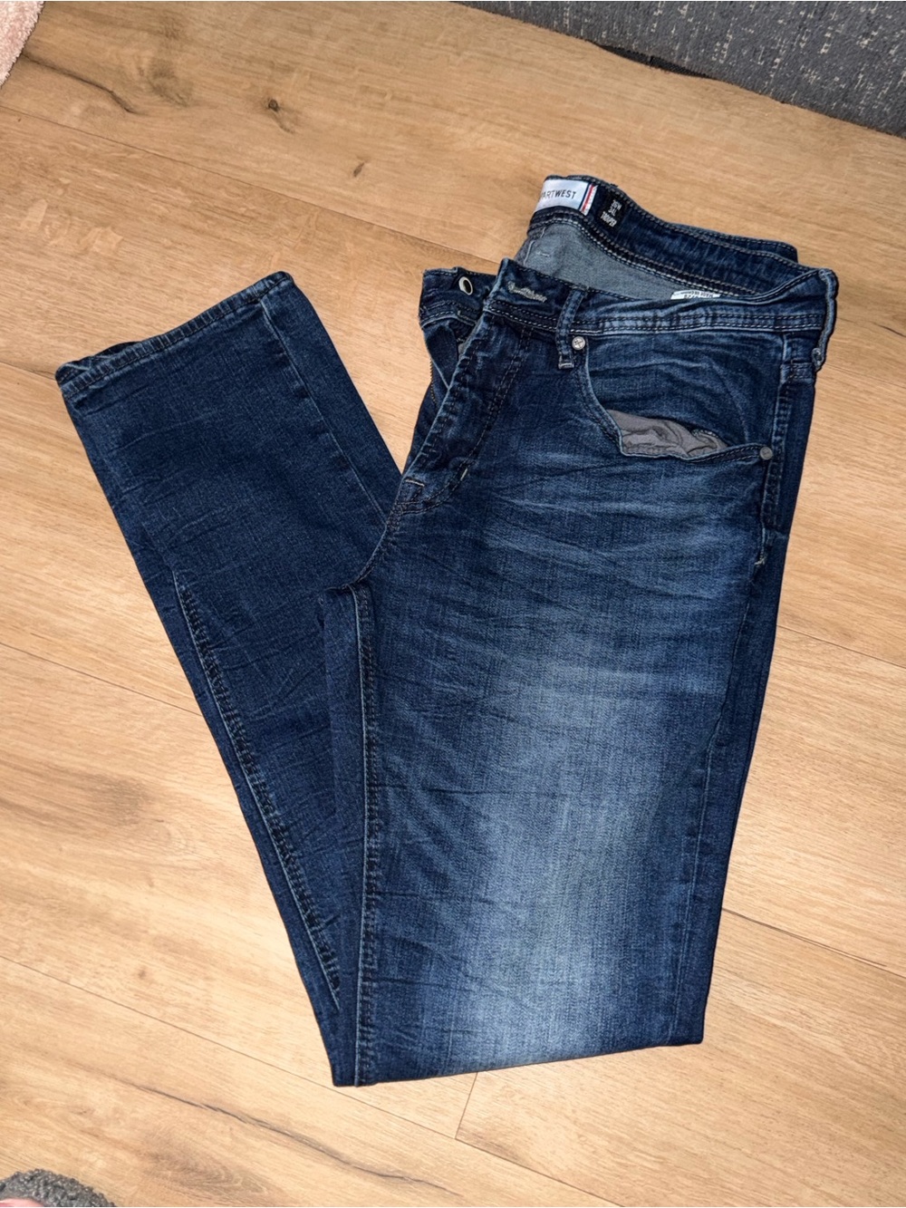 Slim Fit Men's Jeans in Dark Blue Stretch Denim